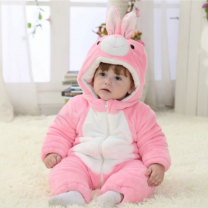 Roze zeka za bebe HY1379-210 – kombinezon sa kapuljačom – prikaz kostima
